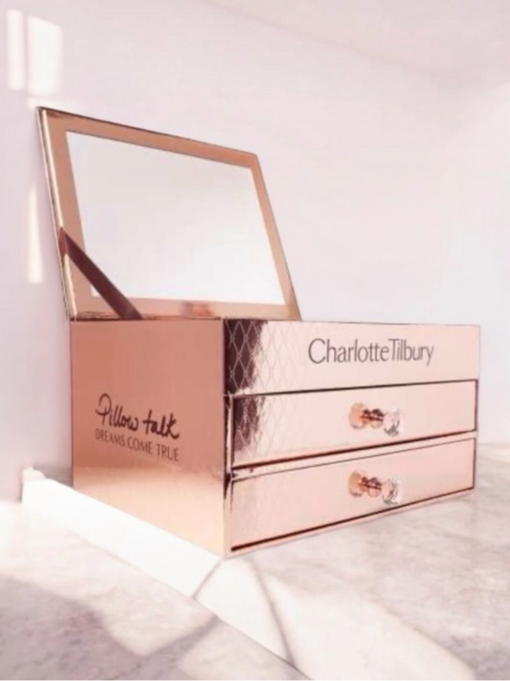Charlotte Tilbury
Pillow Talk Dreams Come True BOX ONLY